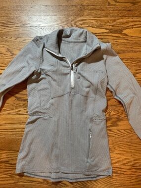 lululemon athletica Heather Gray Half-Zip Long Sleeve Top